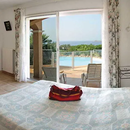 Cala Di Sole 3* Poggiolo (Corsica)